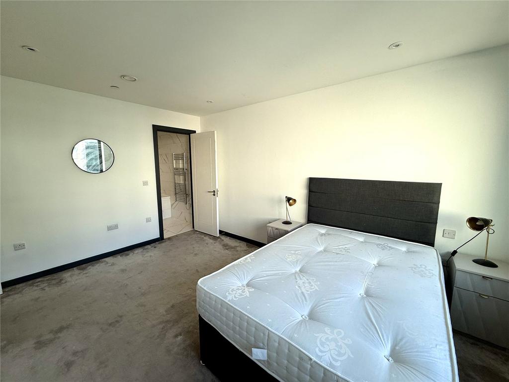 Apartment in Liverpool, Cavern Quarter, Vauxhall - More