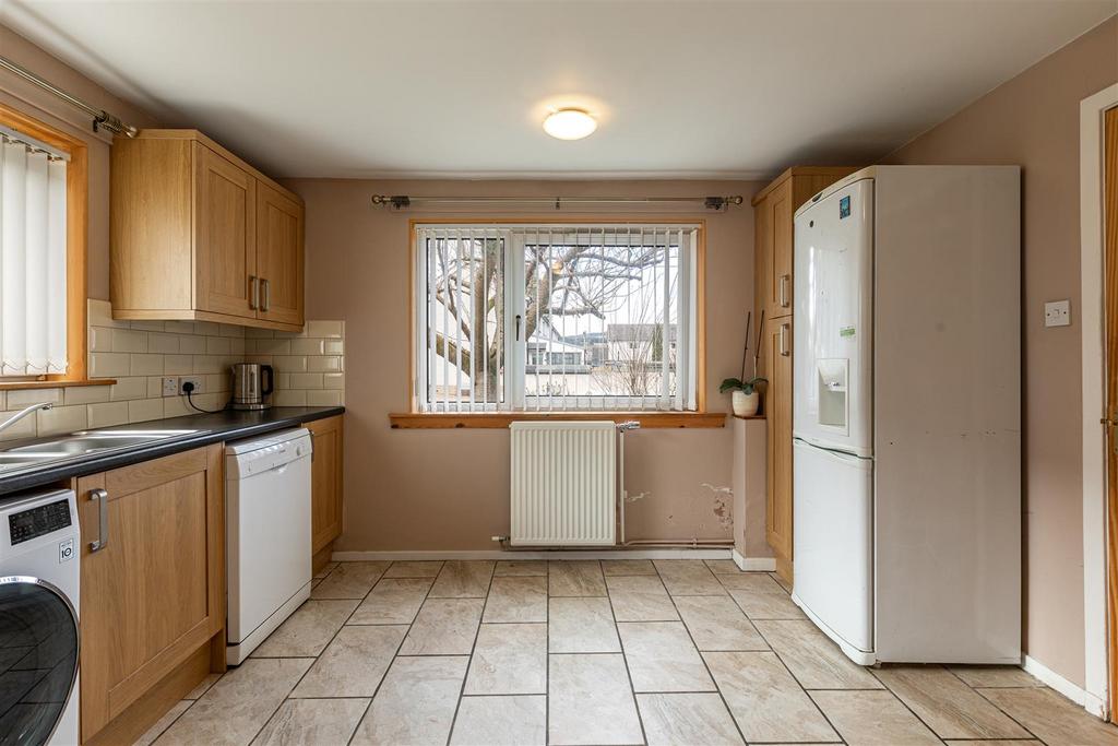 14 Eastfield Road Selkirk 13.JPG