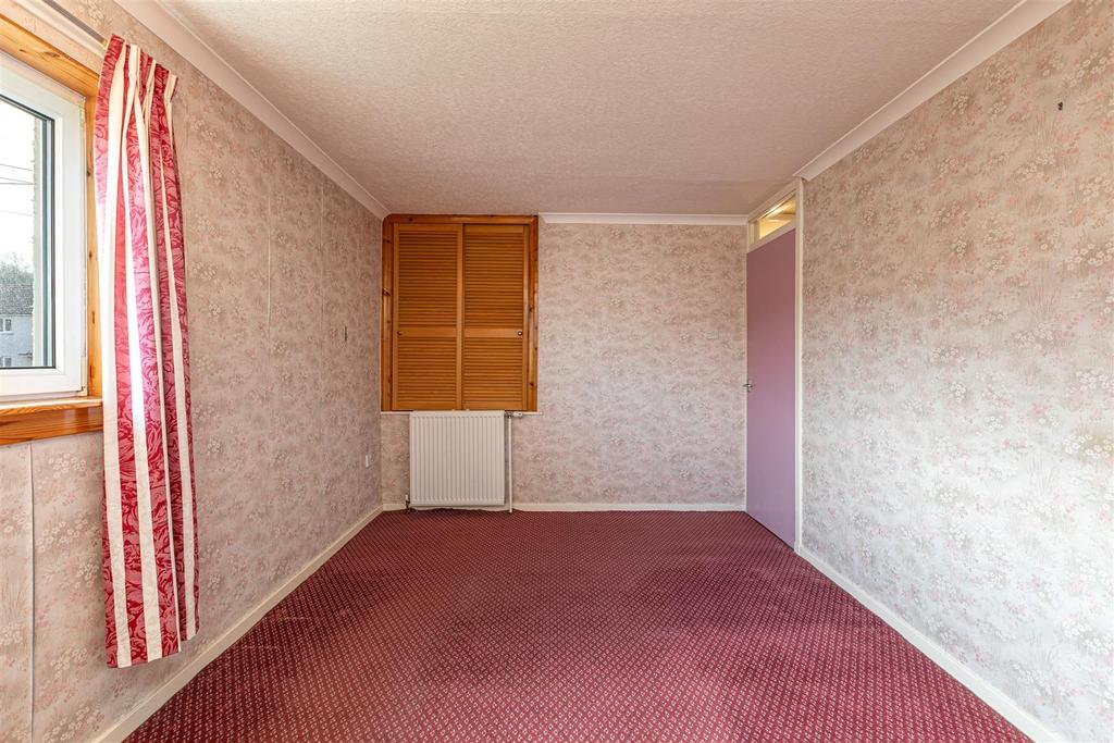 14 Eastfield Road Selkirk 21.JPG
