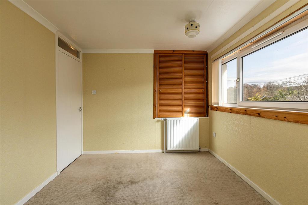 14 Eastfield Road Selkirk 26.JPG