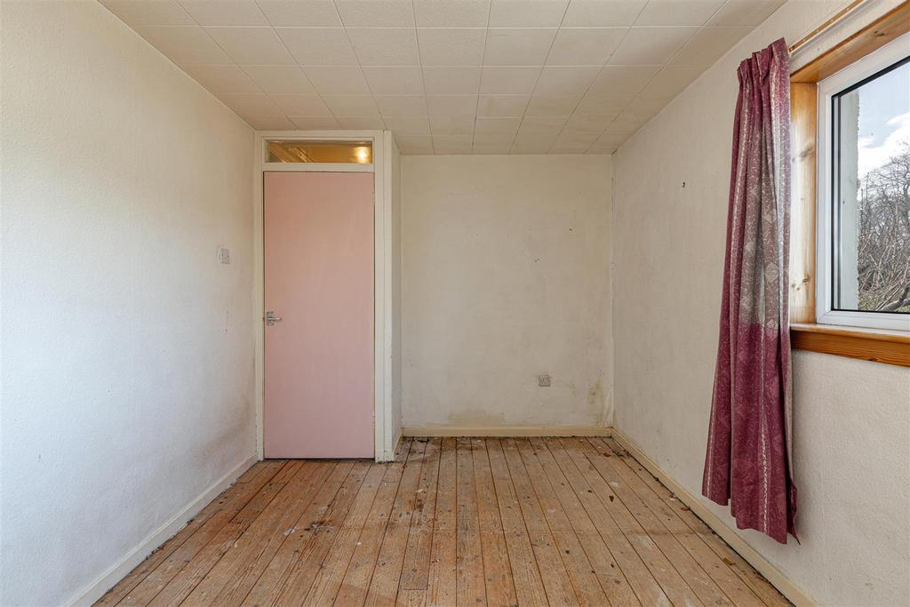 14 Eastfield Road Selkirk 23.JPG