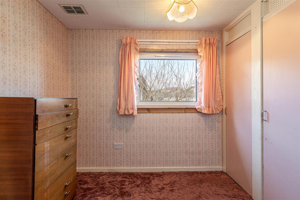 14 Eastfield Road Selkirk 28.JPG