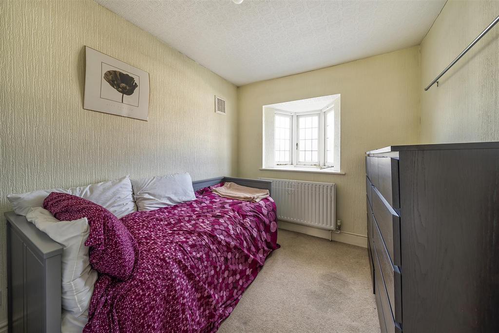 Bedroom 5.jpg
