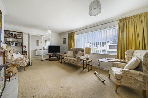 3 bedroom detached house for sale, St Matthews Drive, Bromley