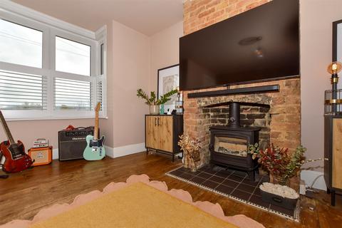 3 bedroom terraced house for sale, London Road, Ditton, Aylesford, Kent