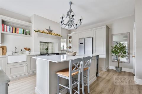 4 Clitheroe Road, Whalley, Clitheroe, BB7 9AB