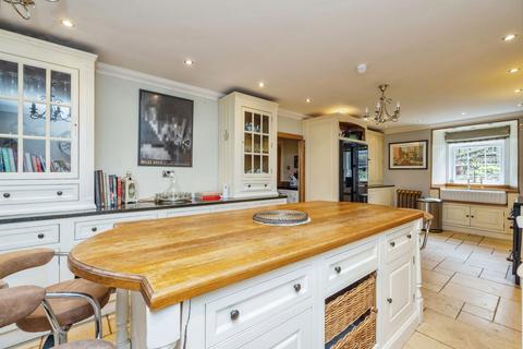 5 bedroom detached house for sale, 4 Coulter Road, Biggar, ML12