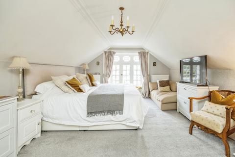 5 bedroom detached house for sale, 4 Coulter Road, Biggar, ML12