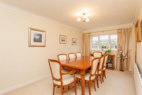 5 bedroom detached house for sale, Pavilion Meadow, River, CT17
