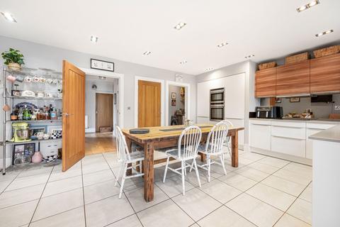 5 The Gables, Cheltenham, GL52 6TR