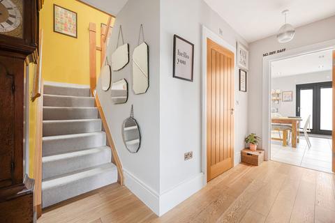 5 The Gables, Cheltenham, GL52 6TR