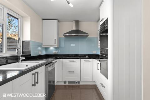 4 bedroom detached house for sale, Pulham Avenue, Broxbourne EN10