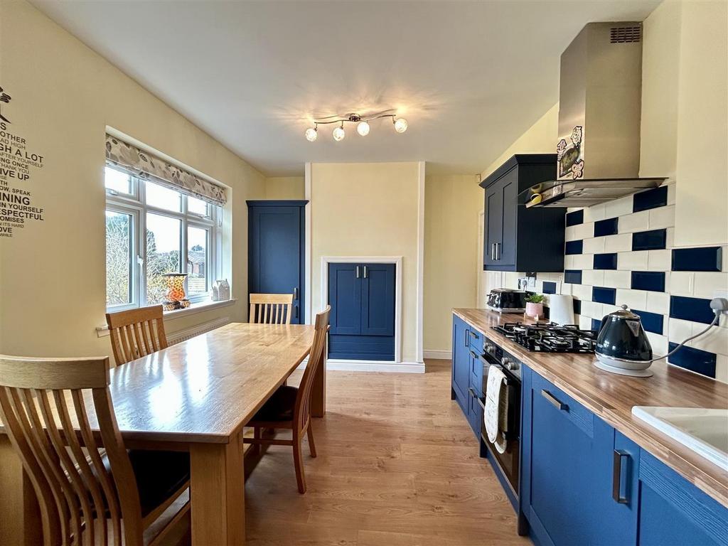 Kitchen .jpg