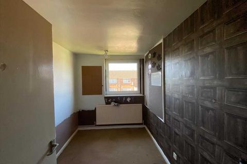30 Thurso Walk, Corby, NN17 2HE