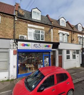 3 bedroom flat to rent, Whittington Road, London N22