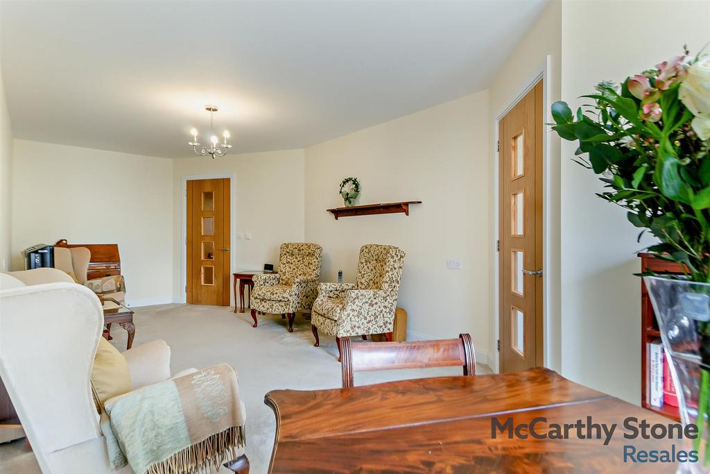 8639636-interior17-800.jpg