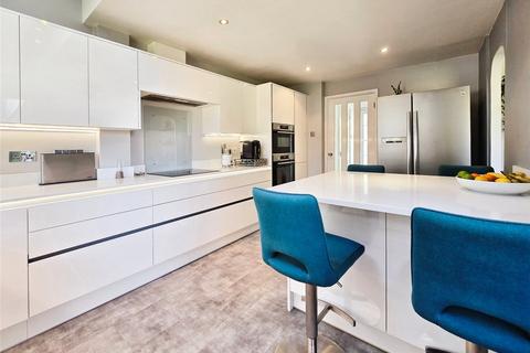 3 bedroom link detached house for sale, Southwold, Berkshire RG12
