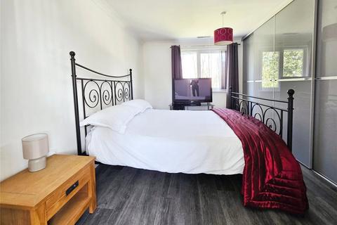 25 Southwold, Bracknell, RG12 8XY