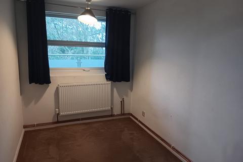 2 bedroom apartment to rent, Linksway, London NW4