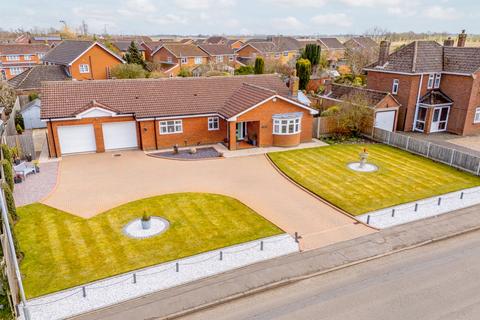 2 bedroom detached bungalow for sale, Church Gate, Whaplode, Spalding, Lincolnshire, PE12