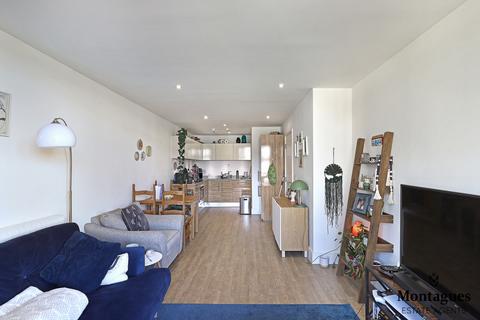 1 bedroom apartment for sale, Citius Court, Jacks Farm Way, Highams Park, E4