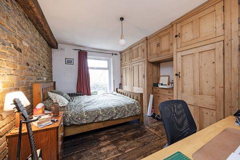 2 bedroom flat for sale, Hackney Road, E2, Hackney, London, E2