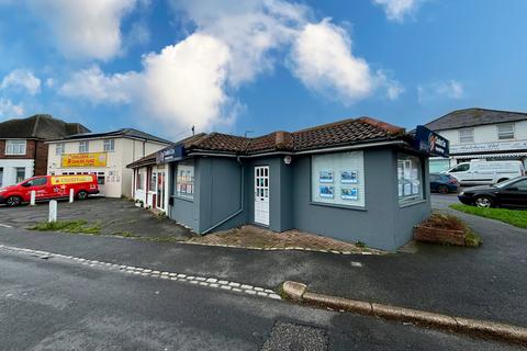 Property for sale, The Triangle, Eastbourne, East Sussex, BN20