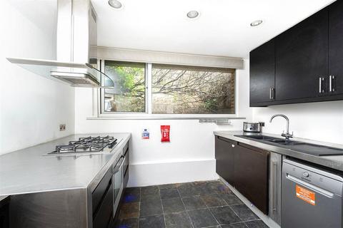 3 bedroom detached house for sale, London W11