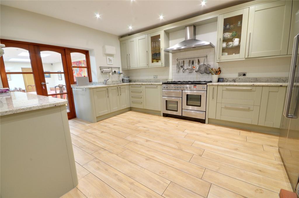 Kitchen/Breakfast