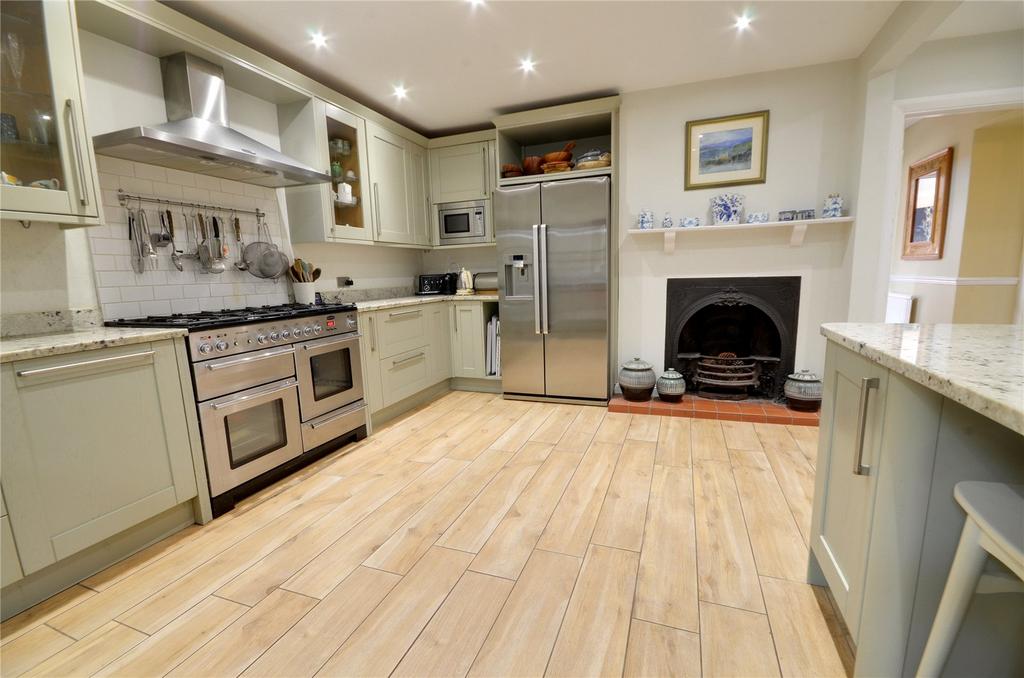 Kitchen/Breakfast