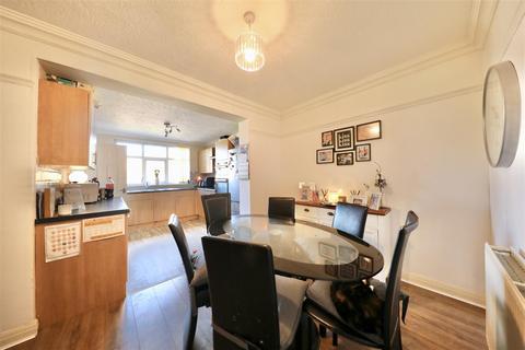 28 Linkfield Road, Hull, HU5 4NN
