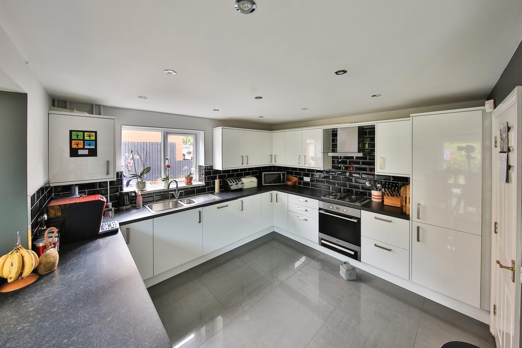 Kitchen1