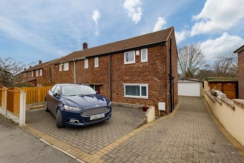 3 bedroom semi-detached house for sale, Hendal Lane, Wakefield