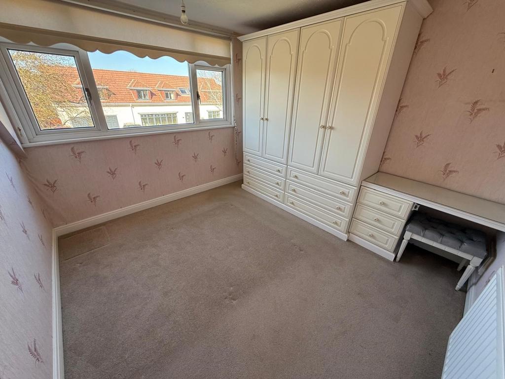 Meadow dr-bed