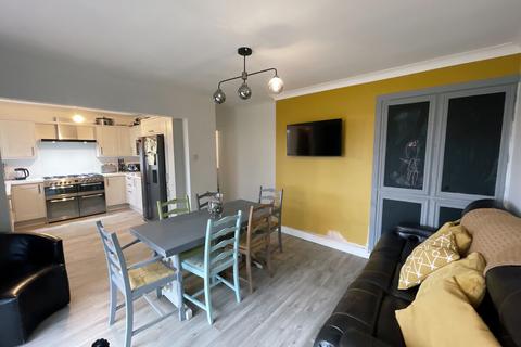 undefined, Gadfa, Penysarn, Anglesey, LL69
