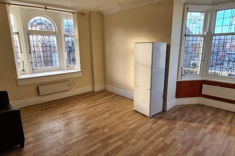 1 bedroom flat to rent, Leeds LS11