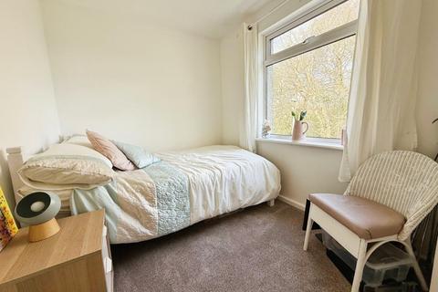 59 Carlyon Gardens, Exeter, EX1 3AG
