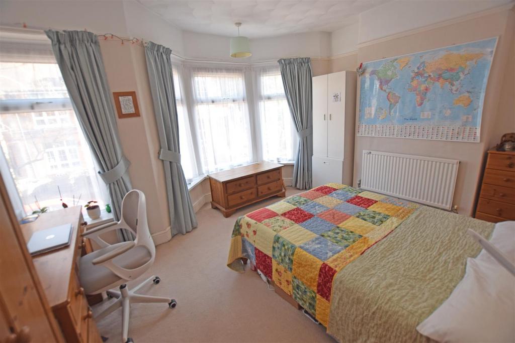 Bedroom1.jpg
