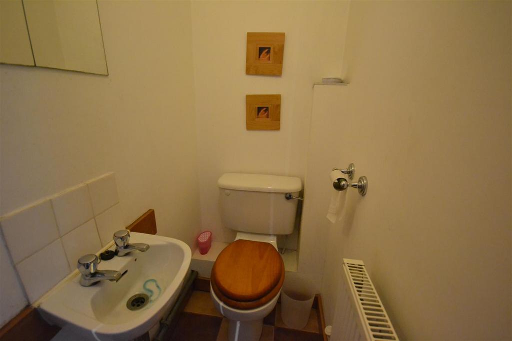 First floor w/c