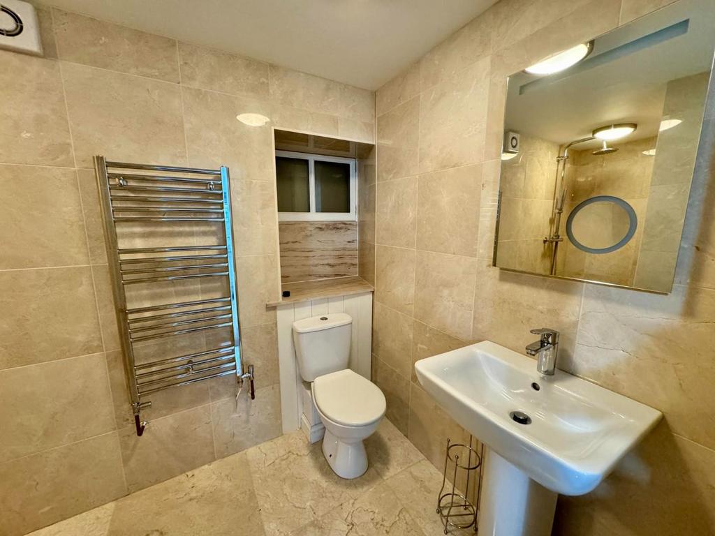 En-Suite.jpg