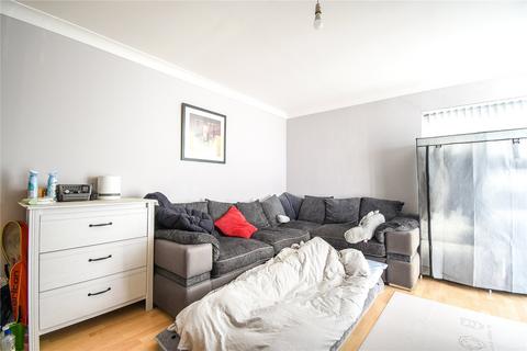 64 Carmichael Close, Ruislip, HA4 6LQ