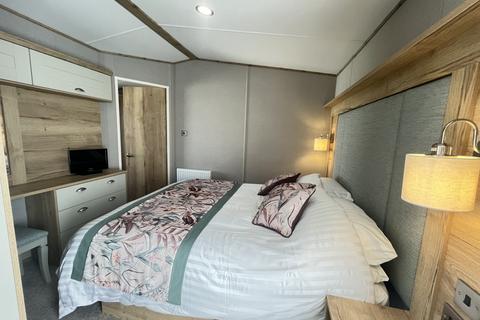 2 bedroom static caravan for sale, Suffolk Sands, Felixstowe IP11