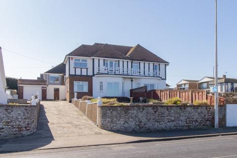 Sea Road, Westgate-On-Sea, CT8
