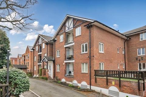 2 bedroom flat for sale, Woodside Grange,  Holden Road,  London N12,  N12