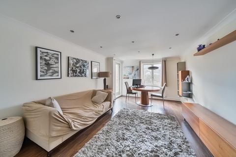 2 bedroom flat for sale, Woodside Grange,  Holden Road,  London N12,  N12