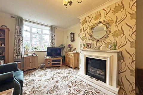 3 bedroom semi-detached house for sale, Berwick Avenue, Shrewsbury