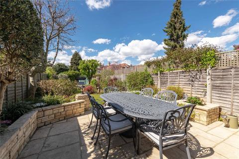3 Gamlen Road, London, SW15 1AB