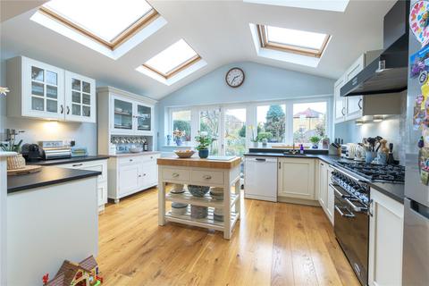 3 Gamlen Road, London, SW15 1AB