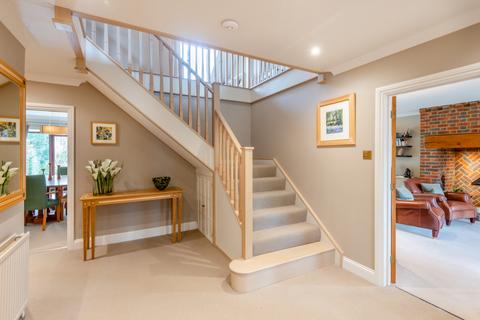 5 bedroom detached house for sale, Oakhurst Avenue, Harpenden, Hertfordshire