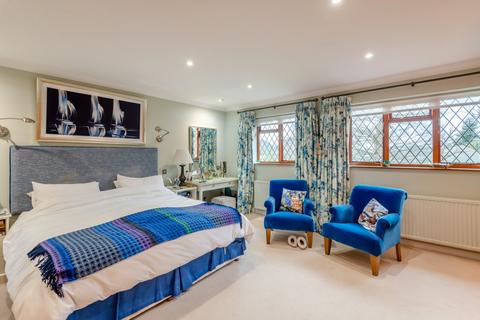 5 bedroom detached house for sale, Oakhurst Avenue, Harpenden, Hertfordshire